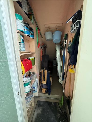 608 Waterside Dr 608, Hypoluxo, FL 33462