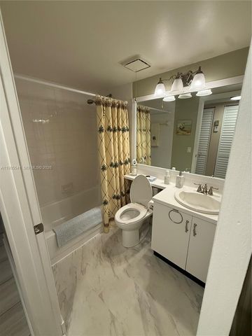 608 Waterside Dr 608, Hypoluxo, FL 33462