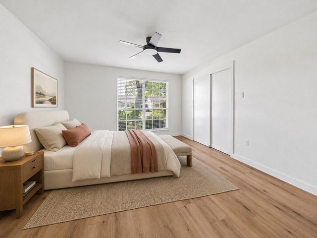 10618 Wickersham Lane, Houston, TX 77042