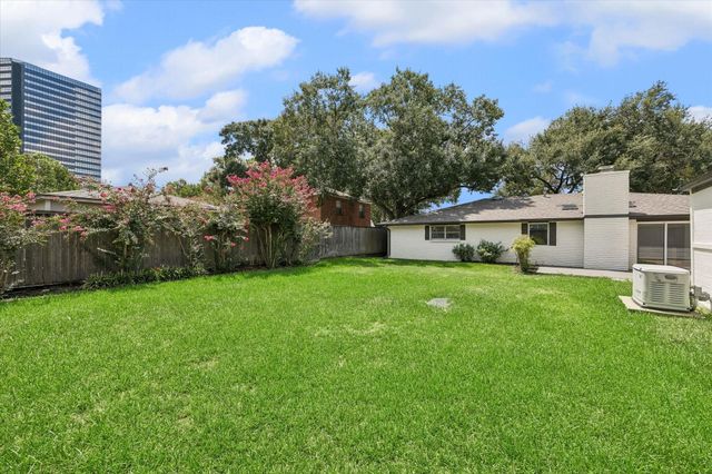 10618 Wickersham Lane, Houston, TX 77042