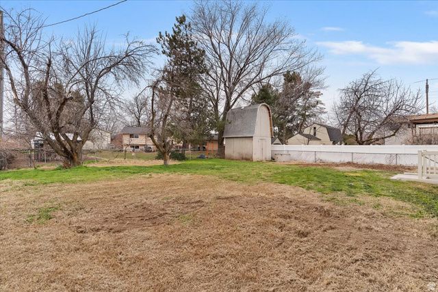 1533 W 1740 N, Clearfield, UT 84015