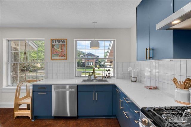 1715 E Jackson St, Pensacola, FL 32501