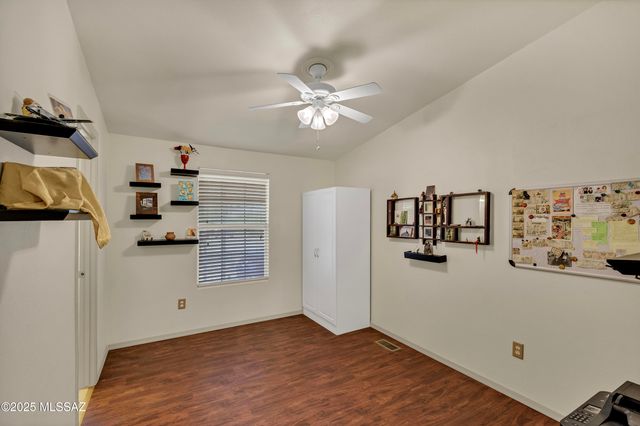 14053 E Race Horse Place, Vail, AZ 85641