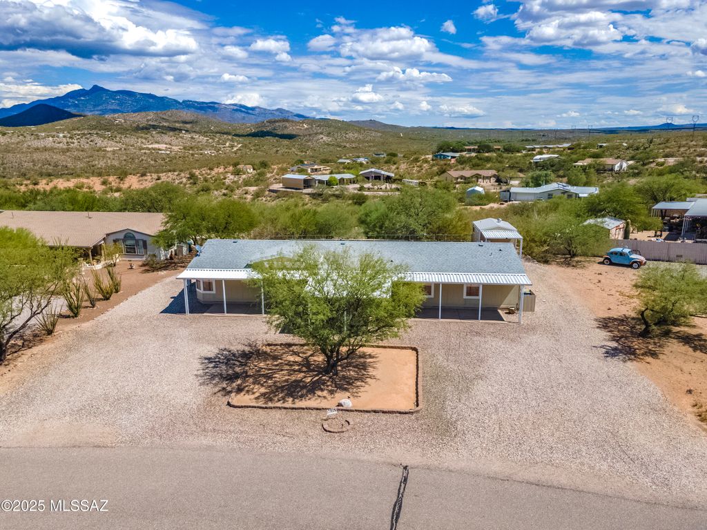 14053 E Race Horse Place, Vail, AZ 85641