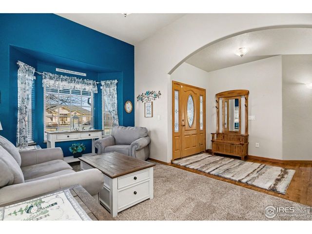 960 Norway Maple Dr, Loveland, CO 80538