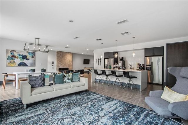 775 Juniper Street NE 208, Atlanta, GA 30308