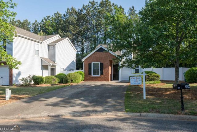 207 Daventry Way, Woodstock, GA 30188