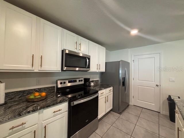 11161 SE 69TH TERRACE, Belleview, FL 34420