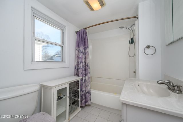 170 Park Avenue, Keansburg, NJ 07734