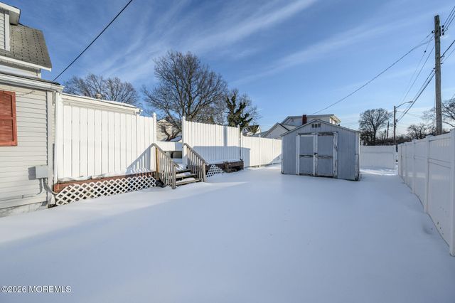 170 Park Avenue, Keansburg, NJ 07734