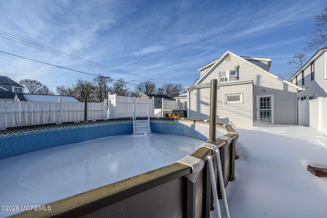 170 Park Avenue, Keansburg, NJ 07734