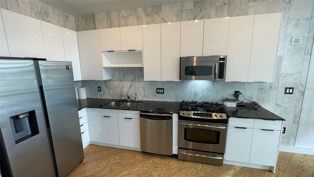 150 E ROBINSON STREET 1423, Orlando, FL 32801