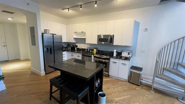 150 E ROBINSON STREET 1423, Orlando, FL 32801