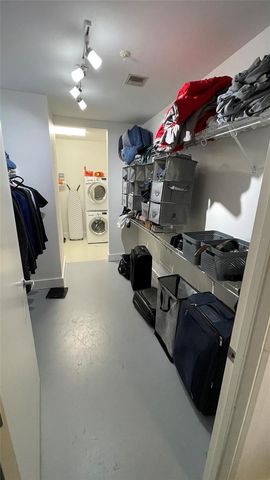 150 E ROBINSON STREET 1423, Orlando, FL 32801