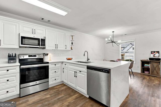 728 Skyview Drive NE, Marietta, GA 30060