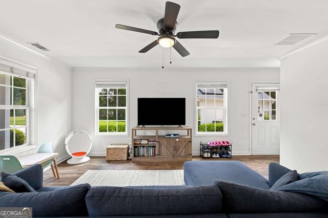 728 Skyview Drive NE, Marietta, GA 30060