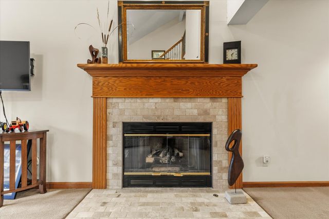 1718 Tin Cup Road, Mahomet, IL 61853