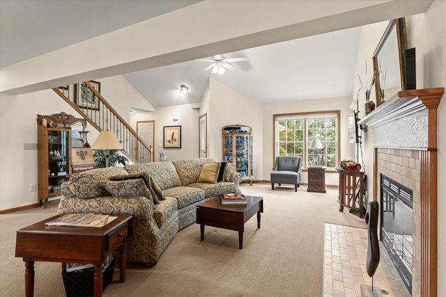 1718 Tin Cup Road, Mahomet, IL 61853