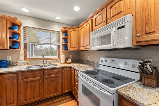 1718 Tin Cup Road, Mahomet, IL 61853