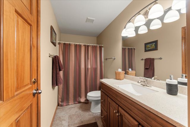 1718 Tin Cup Road, Mahomet, IL 61853