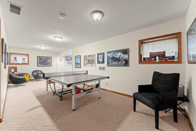 1718 Tin Cup Road, Mahomet, IL 61853