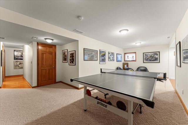 1718 Tin Cup Road, Mahomet, IL 61853