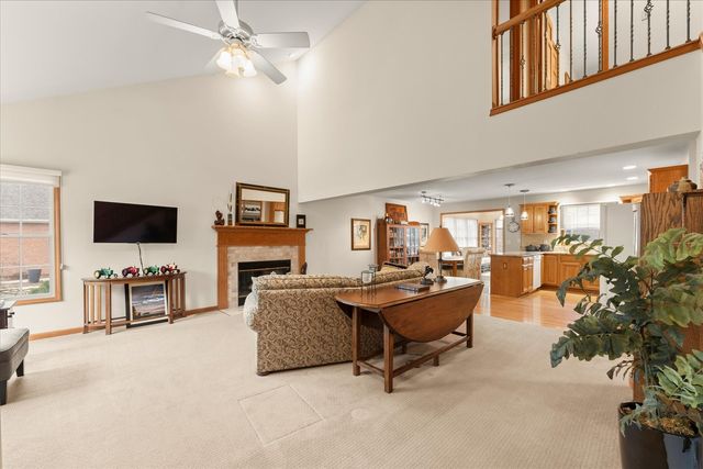 1718 Tin Cup Road, Mahomet, IL 61853