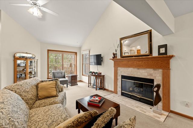 1718 Tin Cup Road, Mahomet, IL 61853