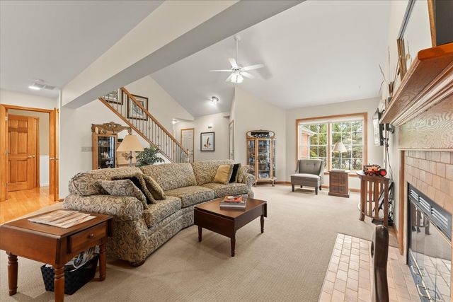 1718 Tin Cup Road, Mahomet, IL 61853