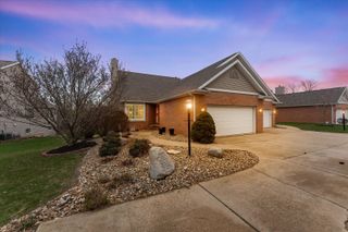 1718 Tin Cup Road, Mahomet, IL 61853