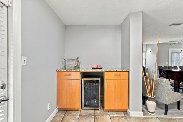 2801 W SAN ISIDRO STREET, Tampa, FL 33629