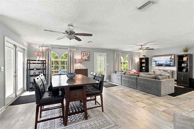 2801 W SAN ISIDRO STREET, Tampa, FL 33629