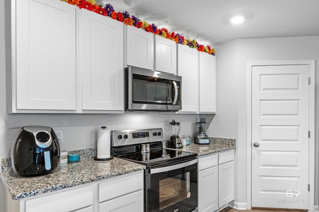 20770 Mercury Drive, Robertsdale, AL 36567