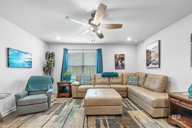 20770 Mercury Drive, Robertsdale, AL 36567