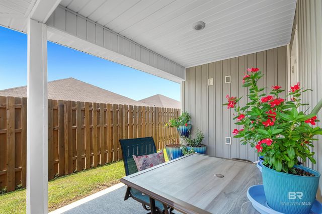 20770 Mercury Drive, Robertsdale, AL 36567