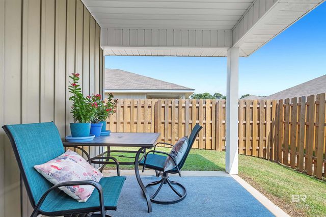 20770 Mercury Drive, Robertsdale, AL 36567