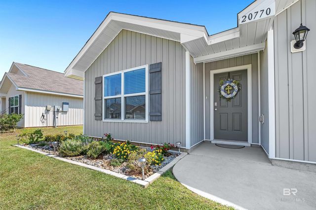 20770 Mercury Drive, Robertsdale, AL 36567