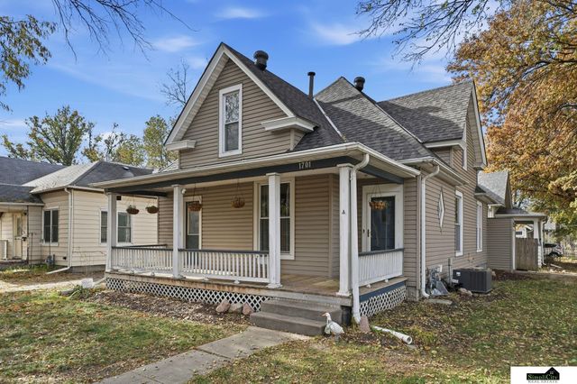 1701 S 16 Street, Lincoln, NE 68502