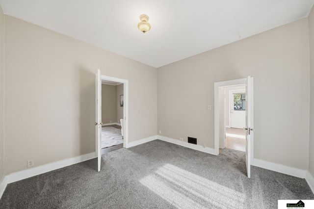 1701 S 16 Street, Lincoln, NE 68502