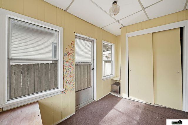 1701 S 16 Street, Lincoln, NE 68502