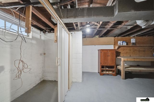 1701 S 16 Street, Lincoln, NE 68502