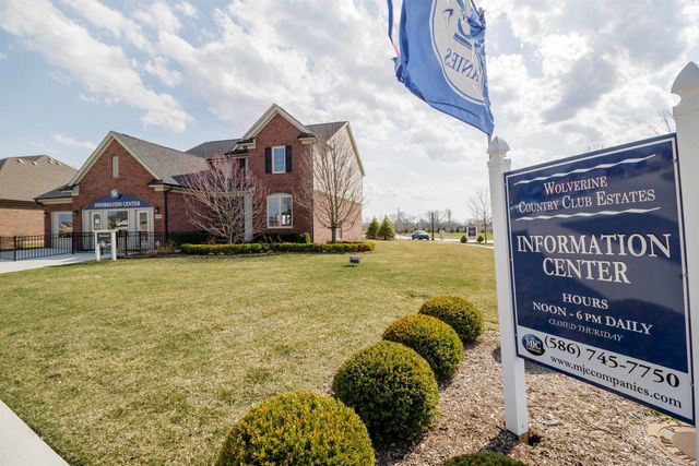 17413 Stallman Drive, Macomb, MI 48042