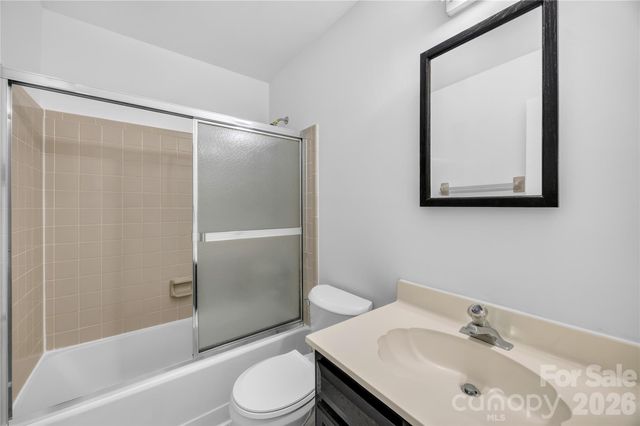 8426 Rust Wood Place, Charlotte, NC 28227