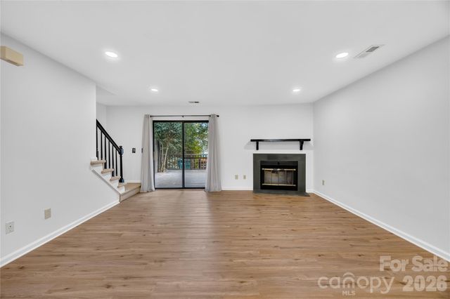 8426 Rust Wood Place, Charlotte, NC 28227