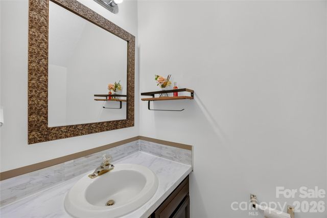 8426 Rust Wood Place, Charlotte, NC 28227