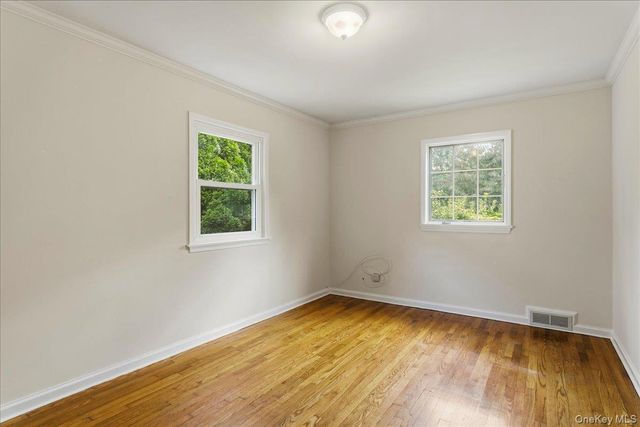 194 Lincoln Place, Eastchester, NY 10709