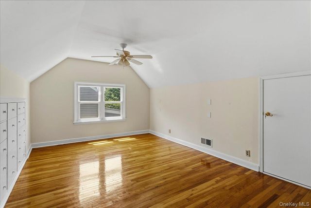 194 Lincoln Place, Eastchester, NY 10709