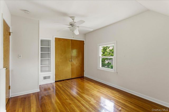 194 Lincoln Place, Eastchester, NY 10709