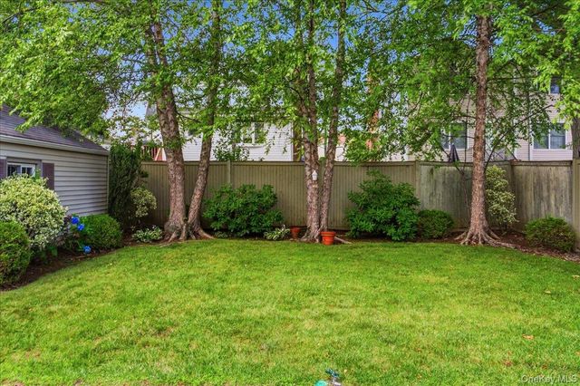 194 Lincoln Place, Eastchester, NY 10709