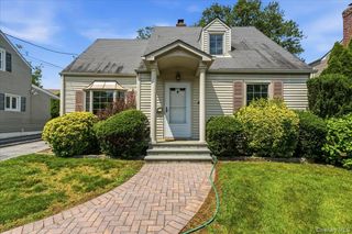 194 Lincoln Place, Eastchester, NY 10709